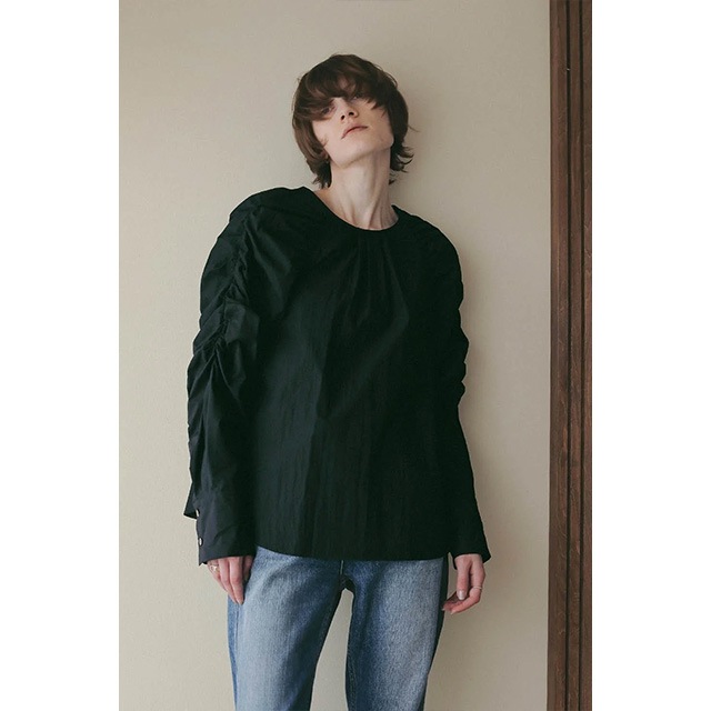 MANOF / ޥΥ MUTTON SLEEVE BLOUSE