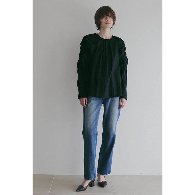 MANOF / ޥΥ MUTTON SLEEVE BLOUSE