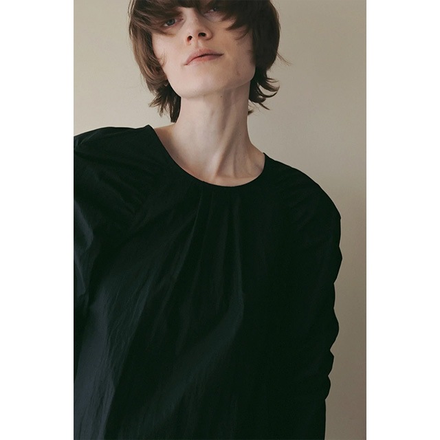 MANOF / ޥΥ MUTTON SLEEVE BLOUSE