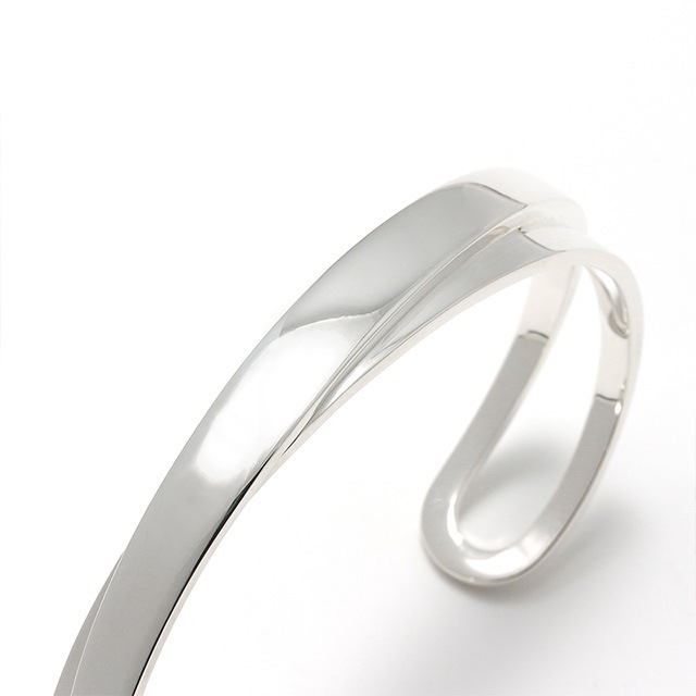����ѥ������֥����� Infinity Bangle Silver