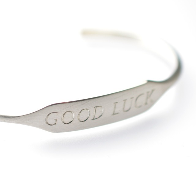 ����ѥ������֥����� ID Bangle Silver GOOD LUCK