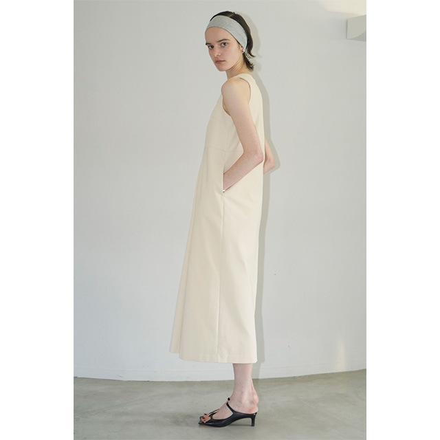 CLANE / ����� BACK SLASH COCOON ONEPIECE