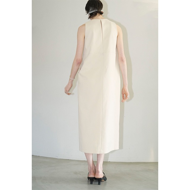 CLANE / ����� BACK SLASH COCOON ONEPIECE