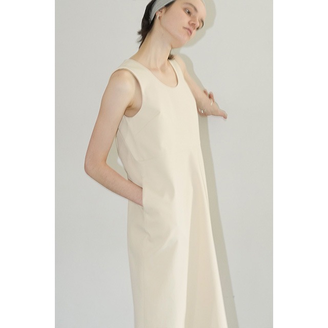 CLANE / ����� BACK SLASH COCOON ONEPIECE