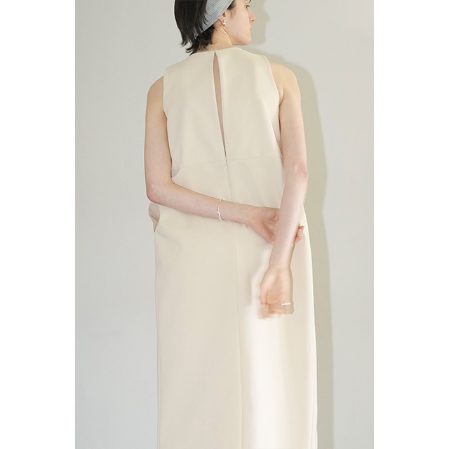 CLANE / ����� BACK SLASH COCOON ONEPIECE