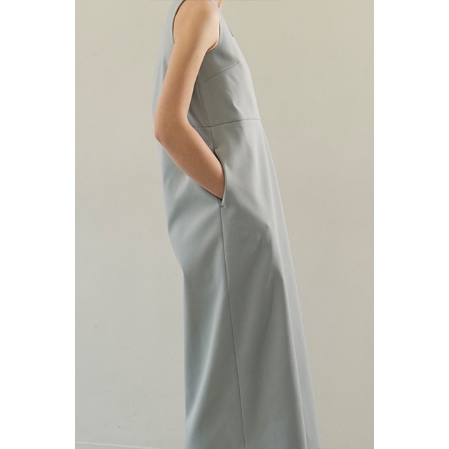 CLANE / ����� BACK SLASH COCOON ONEPIECE