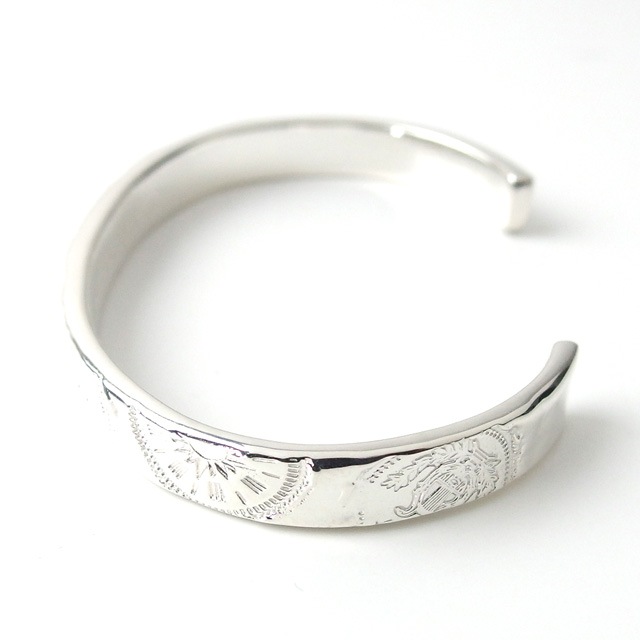 ����ѥ������֥����� B.C. Coin Stamp Bangle