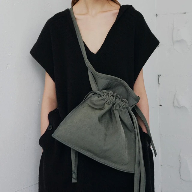 ITTI ���å� / MARY RED CROSS BAG / CERATO BRIGHT
