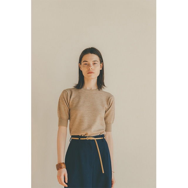CLANE / ����� BACK OPEN HALF SLEEVE COMPACT KNIT TOPS