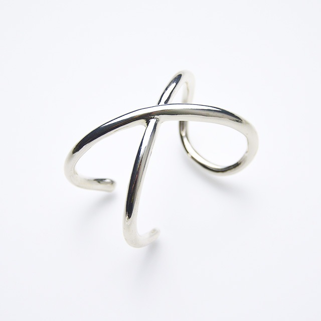 Nothing And Others / �ʥå��󥰥���ɥ������� Line Crossing Bangle