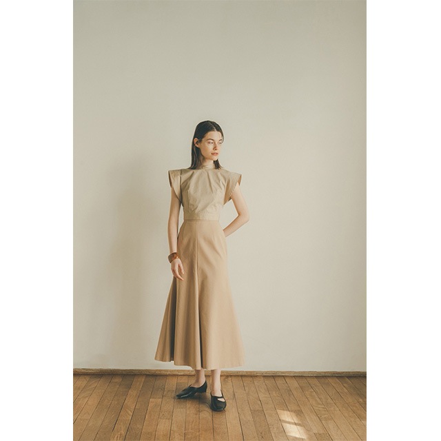 CLANE / ����� BACK OPEN MINI TOPS