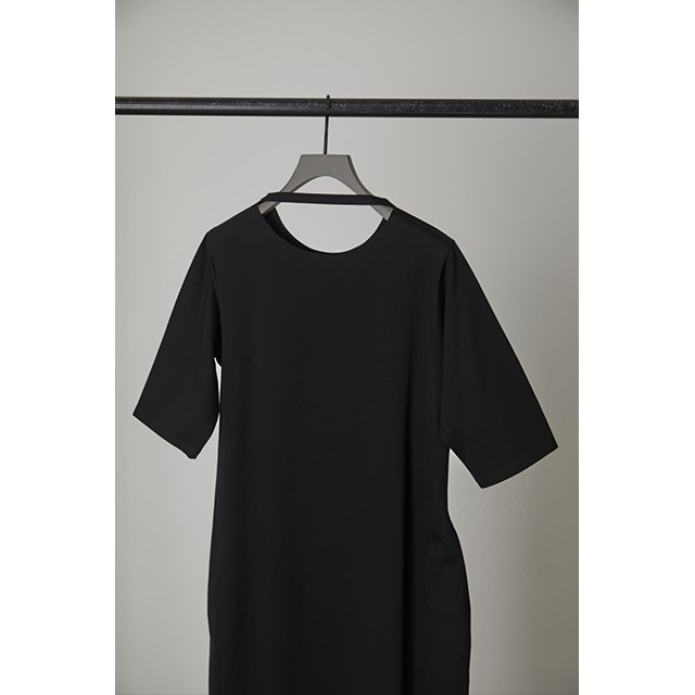 RIM.ARK / ��ॢ����  Back neck open cut OP