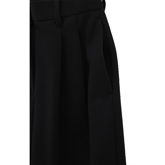 CLANE / クラネ TWO TUCK SWEAT PANTS｜アーストライブ 