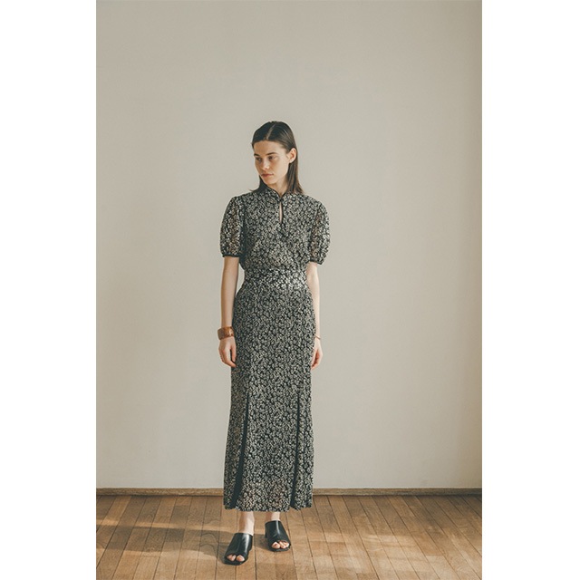 CLANE / ����� PLEATS FLORET