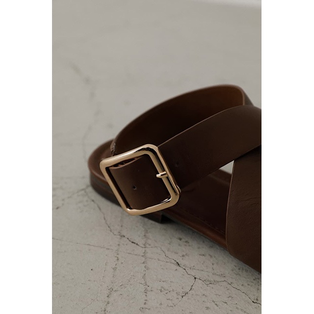 RIM.ARK / ��ॢ���� Cross strap leather sandal