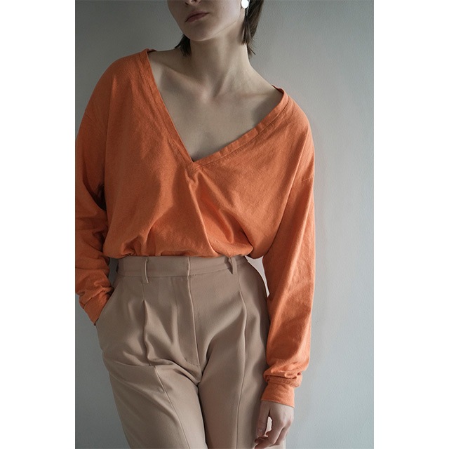 CLANE / ����� DEEP V NECK TOPS