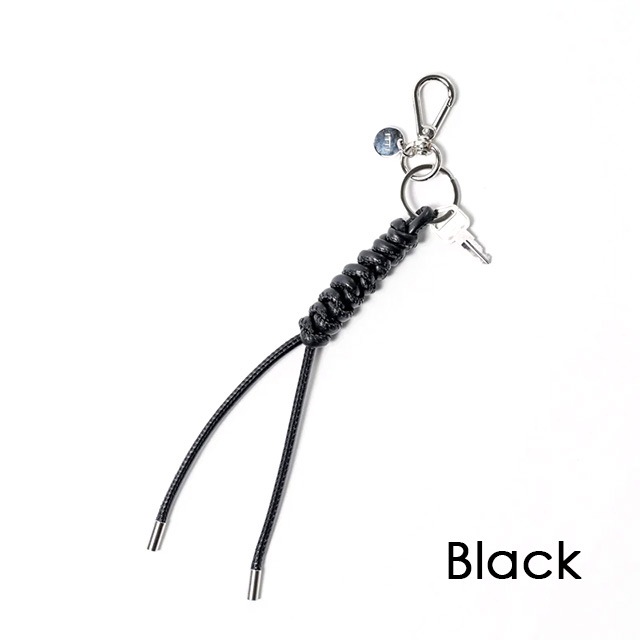 ITTI å / CRISTY SNAKE KNOT CHARM / STCOW