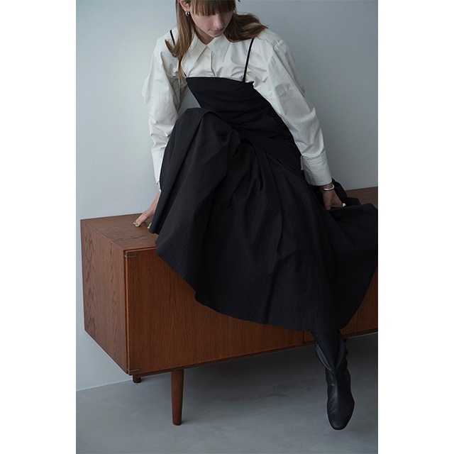 CLANE / ����� VOLUME MAXI SKIRT