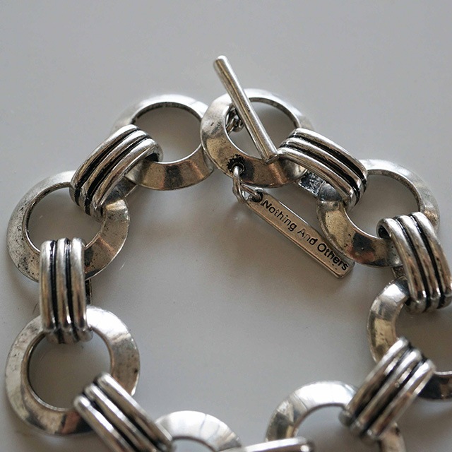 Nothing And Others / �ʥå��󥰥���ɥ������� Circle Line Bracelet