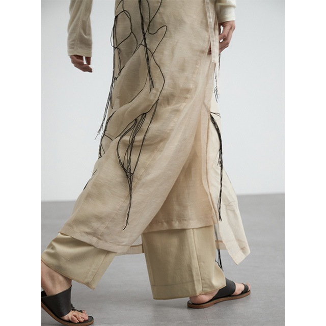 CREDONA / ɥ SKETCH EMBROIDERY MESH SKIRT