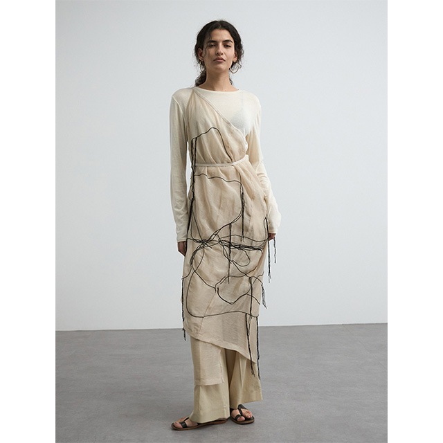 CREDONA / ɥ SKETCH EMBROIDERY MESH SKIRT