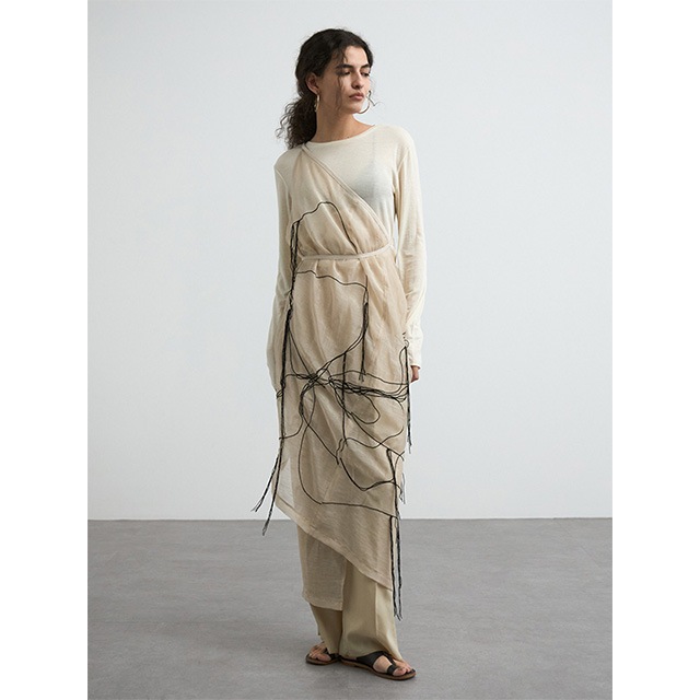 CREDONA / ɥ SKETCH EMBROIDERY MESH SKIRT