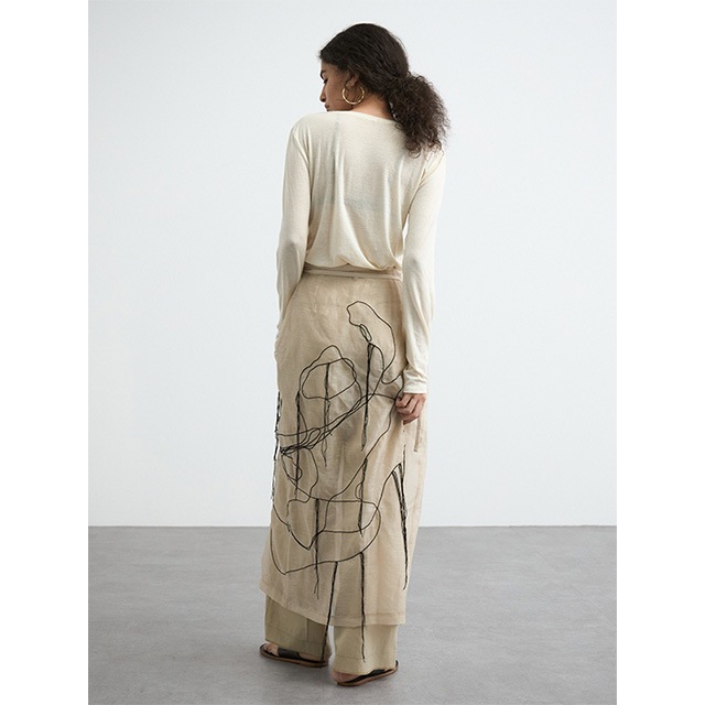 CREDONA / ɥ SKETCH EMBROIDERY MESH SKIRT