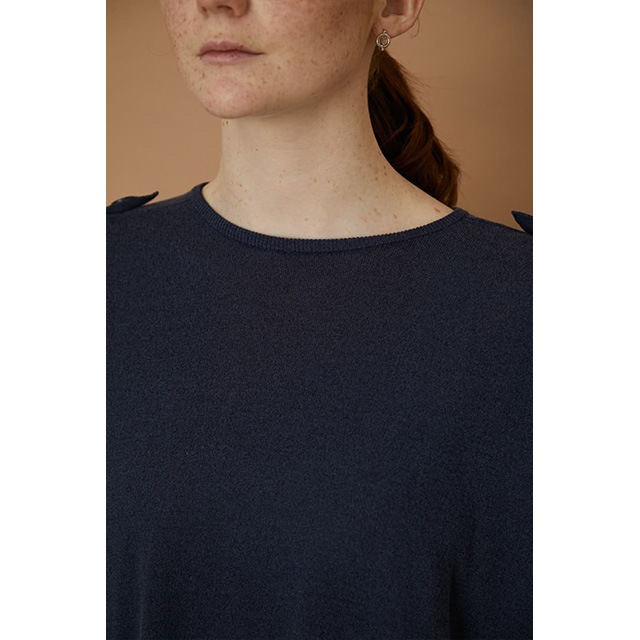RIM.ARK / ��ॢ����  Shoulder lifting knit tops