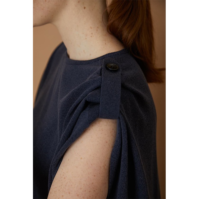 RIM.ARK / ��ॢ����  Shoulder lifting knit tops