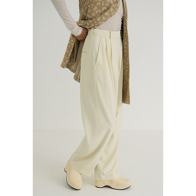 CLANE /  BASIC TUCK PANTS
