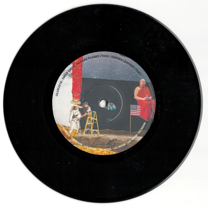 Smile Davis / ULURU 018 (Black)