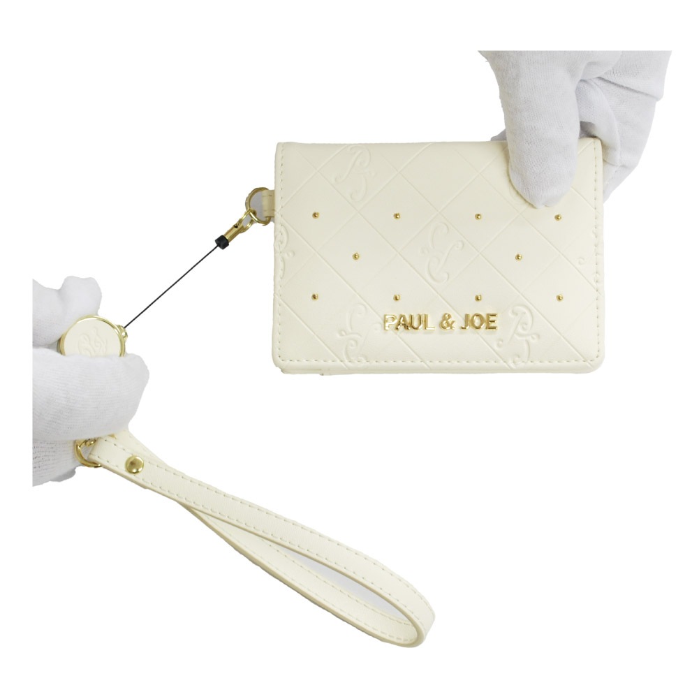 PAUL&JOE ACCESSOIRES パスケース 定期入れ 二つ折り リール付き カードケース レディース 革 合皮 ポール&ジョー ブランド エンボス pja-w1074
