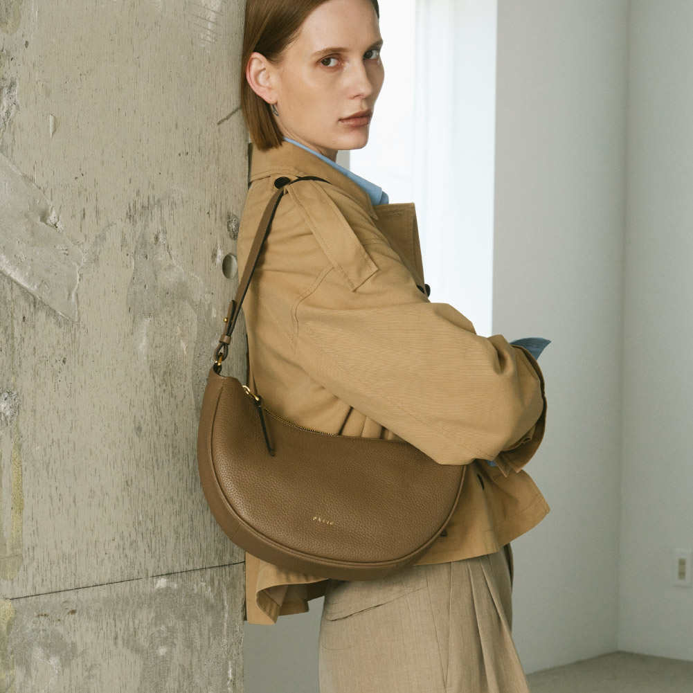 PALIO Lunetta ショルダーバッグ レディース レザー ハーフムーン 三日月 ハンドバッグ pa-254 LWGゴールド認定 3月13日発送分予約販売中