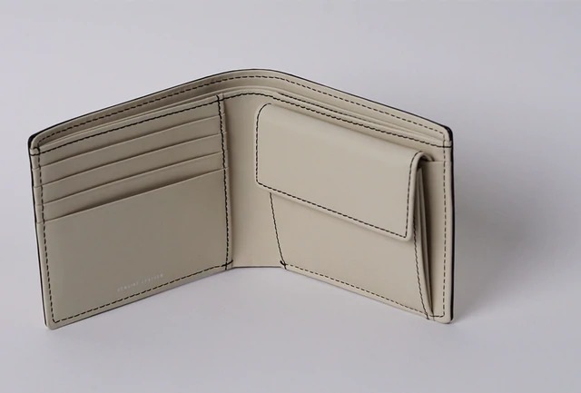 イノベーター innovator 財布 二つ折り 二つ折り財布 折り財布 エンボス 本革 レザー 牛革 イタリアンレザー 革 ブランド メンズ レディース ユニセックス INW37 【8月20日から順次発送】