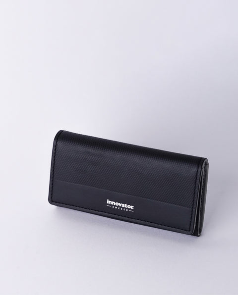 イノベーター innovator キーケース 鍵入れ スマートキー 車 本革 レザー 牛革 革 ブランド レディース メンズ ユニセックス イタリアンレザー キーフック INW22 