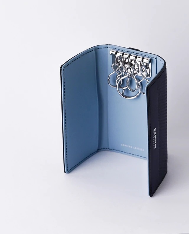 イノベーター innovator キーケース 鍵入れ スマートキー 車 本革 レザー 牛革 革 ブランド レディース メンズ ユニセックス イタリアンレザー キーフック INW22 