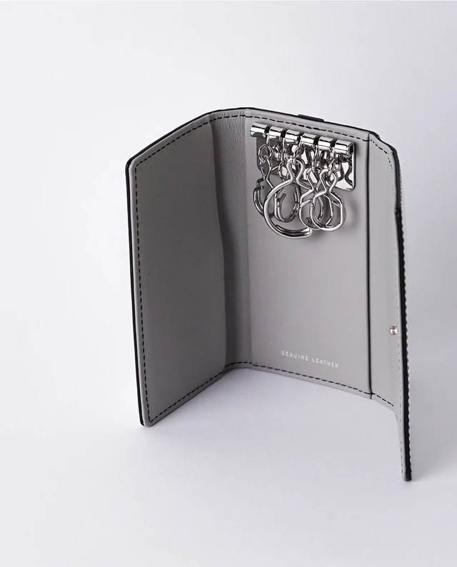 イノベーター innovator キーケース 鍵入れ スマートキー 車 本革 レザー 牛革 革 ブランド レディース メンズ ユニセックス イタリアンレザー キーフック INW22 