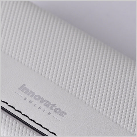 イノベーター innovator キーケース 鍵入れ スマートキー 車 本革 レザー 牛革 革 ブランド レディース メンズ ユニセックス イタリアンレザー キーフック INW22 