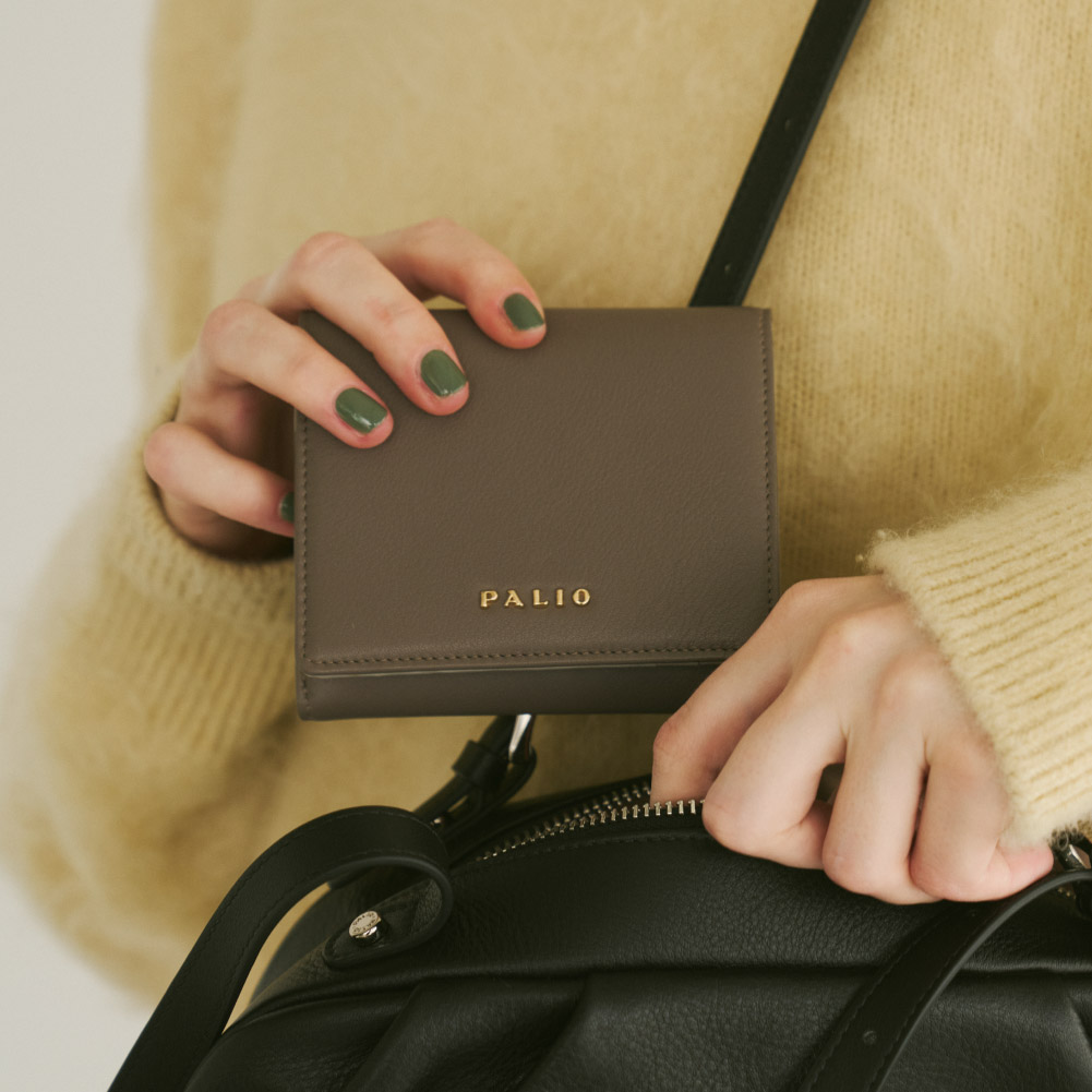 PALIO Soave ソアーヴェ レザー 二つ折り財布 薄型 PAW-014 LWGゴールド認定