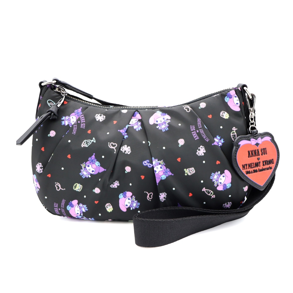 【入手困難☆かわいい☆ANNA SUI】黒ネコ　いちご　チャーム 入手困難☆かわいい☆ANNA SUI】黒ネコ いちご チャーム - メルカリ