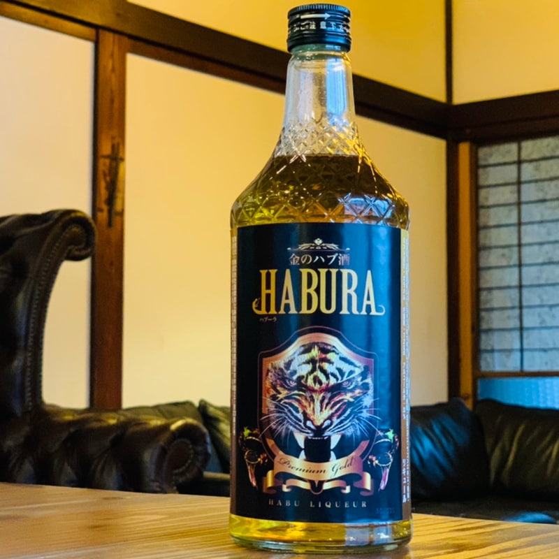 【金のハブ酒】HABURA ハブーラ 720ml