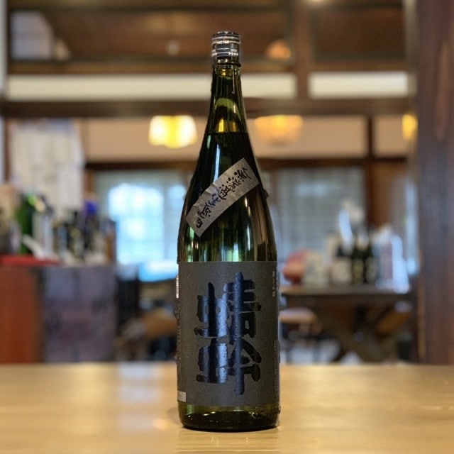 【若波酒造】特別純米酒 黒とんぼ 無濾過生原酒 1800ml