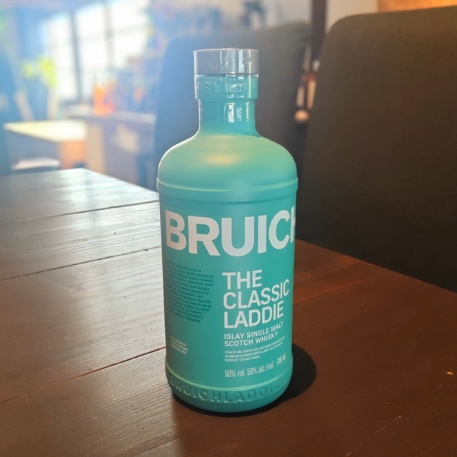 【ウイスキー】ブルイックラディ ザ・クラシック ラディ 700ml