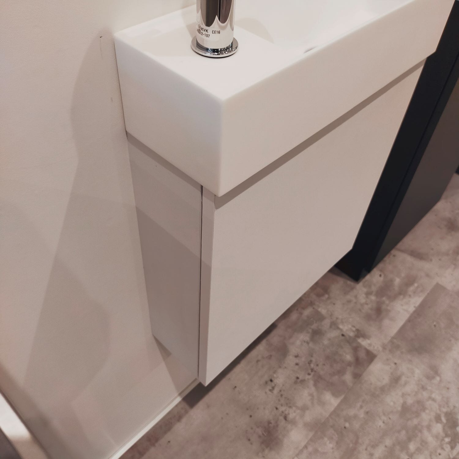 ピコレット 手洗台  フローティング  TRIF490P　W400×D130×H490