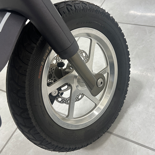 ���ڸ�����ż�/B/SM3�ۥ��ޡ���EV/�֥�å������ܥ��ƥå������̻���