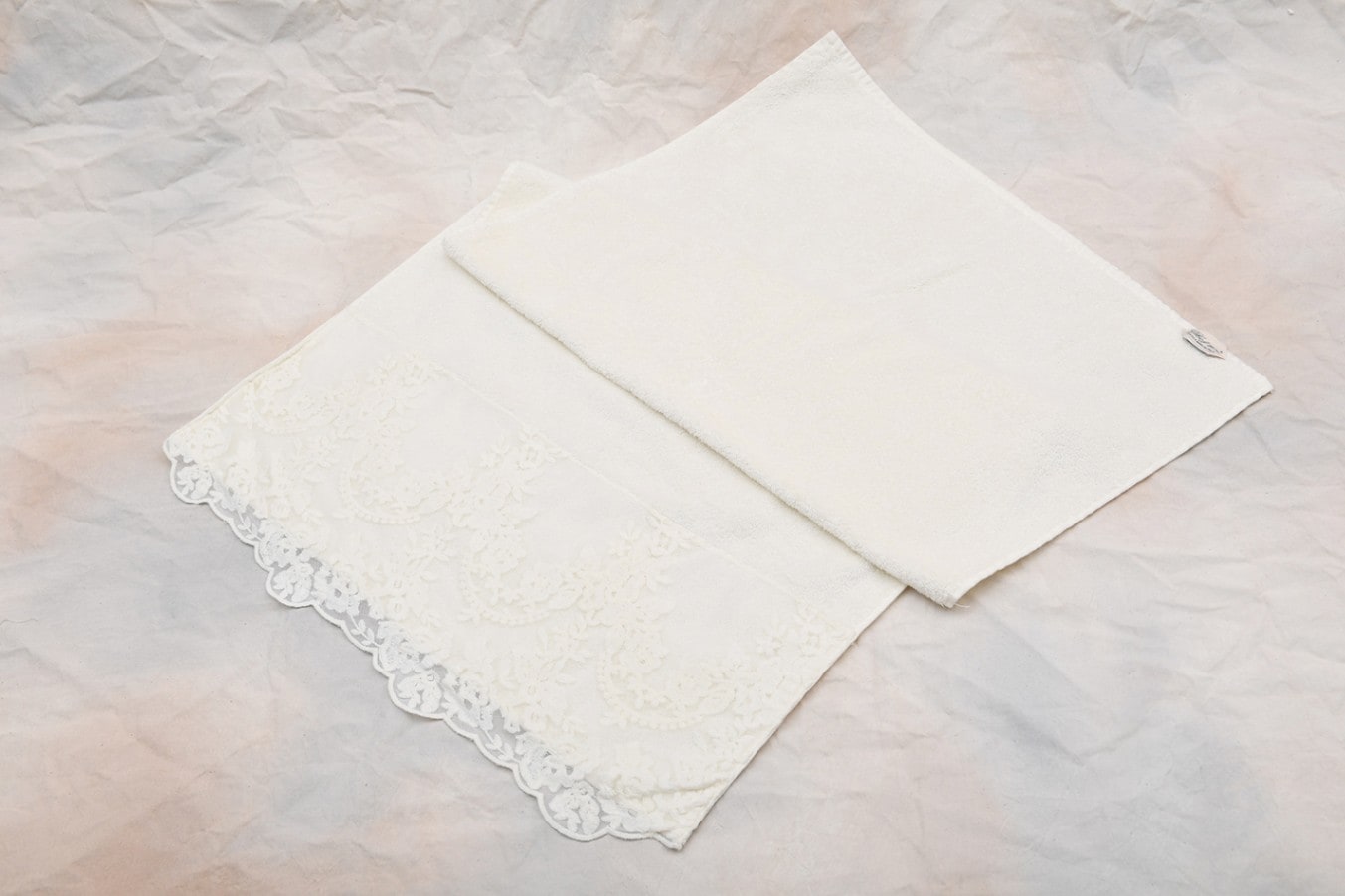 CH-T3072VIL イタリア製 バスタオル　Versailles/アイボリー<br>Bath towel / Versailles Ivory