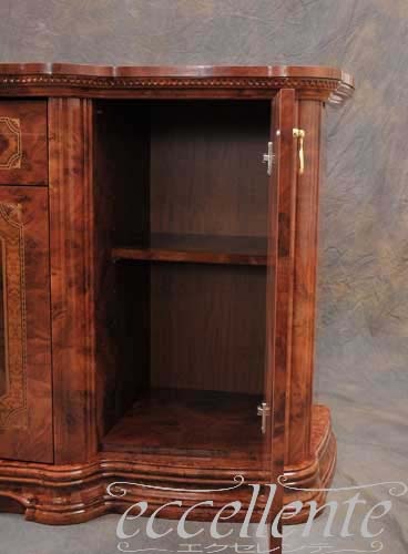 【サルタレッリ/Saltarelli】AM-02 イタリア製 3ドアーサイドボード　アマルフィ　ウォールナット