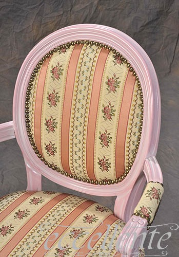 イタリア製 キッズアームチェア トレーザー デカペピンク仕上げ｜GP-152P