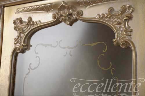 【シリック/Silik】イタリア製 1ドアグラスキャビネット ホワイトゴールド｜SI-0560