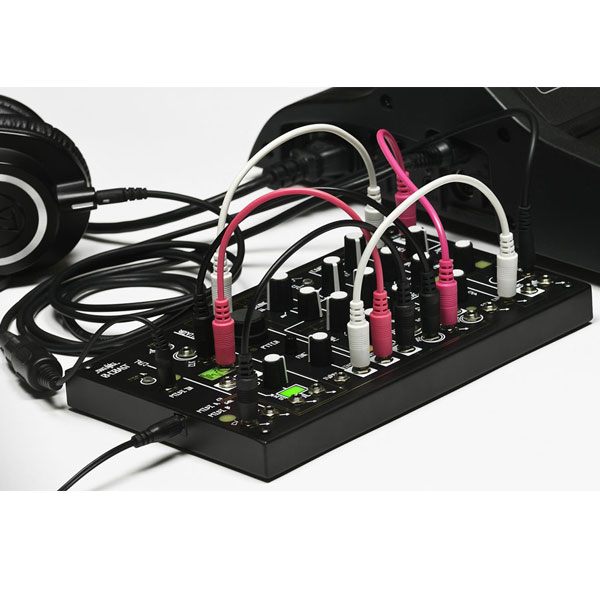 Make Noise 0-Coast モジュラーシンセ Make Noise 0-Coast | モジュラーシンセ,MAKE NOISE | | えちごや